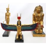 Skulpturen der Göttin Hathor und "Pharao auf Barke",