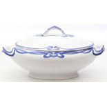 Kleine Jugendstil-Deckelterrine, Villeroy & Boch.