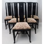 Sechs Jugendstil-Stühle.