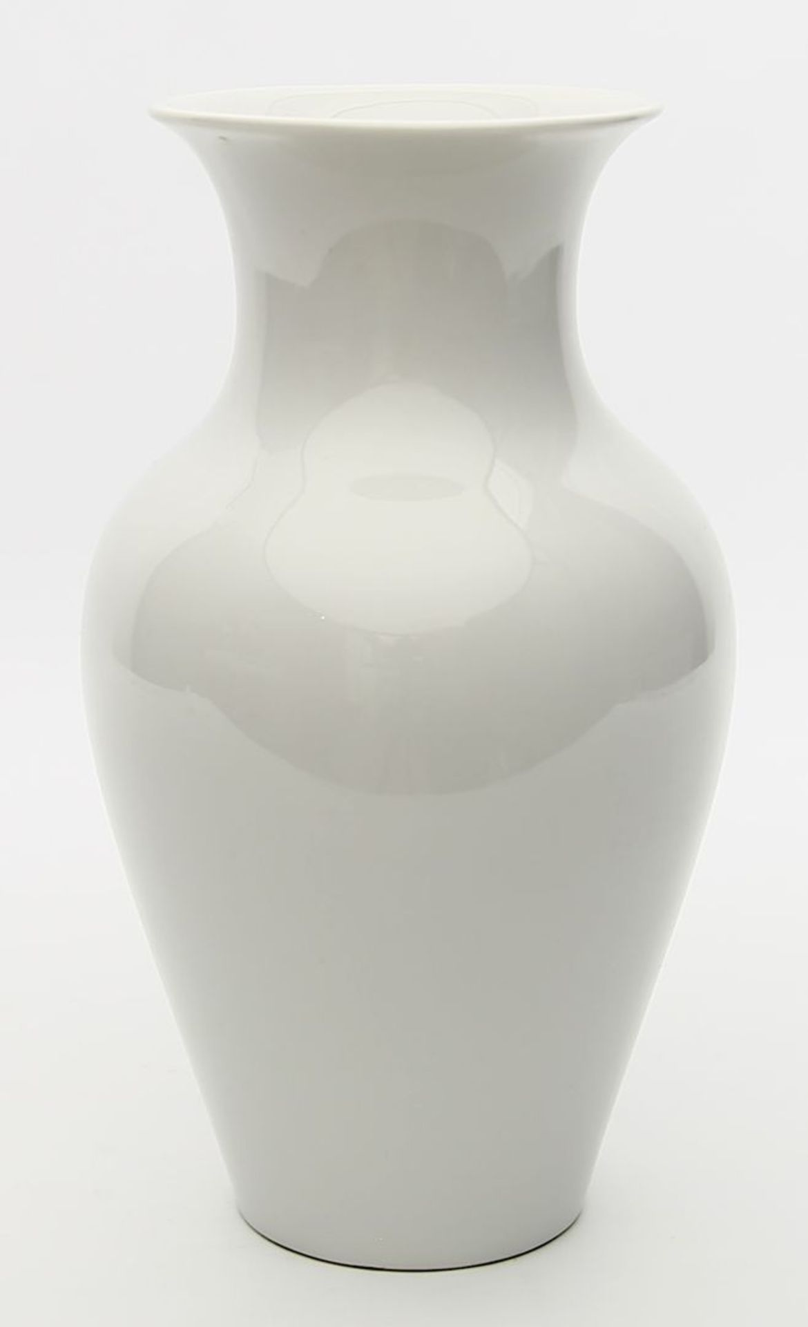 Vase "nach chinesischer Form", KPM Berlin.