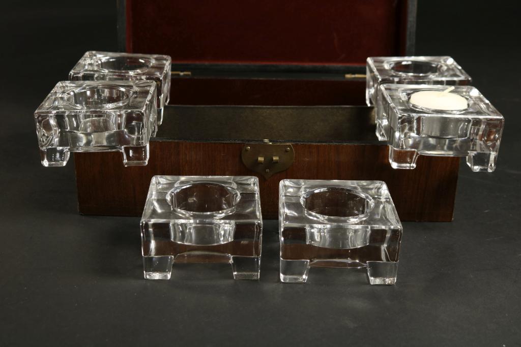 Serie van 6 glazen waxinelichthouders