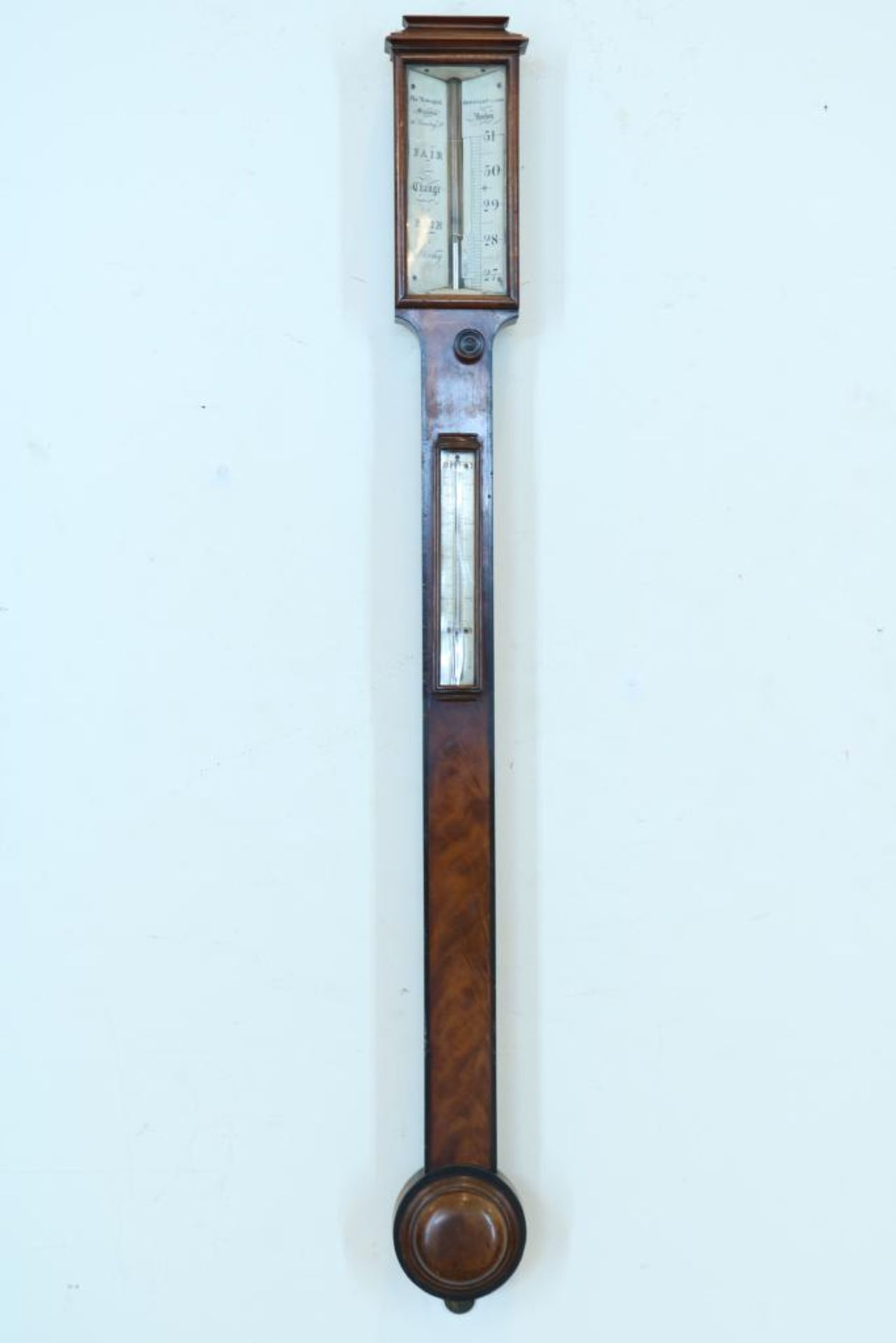 Stickbarometer in mahonie kast