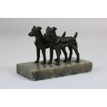 Gebronsd sculptuur van 2 honden