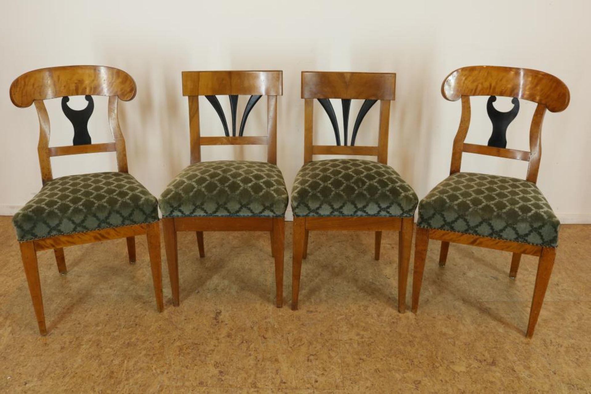 Lot van 4 mahonie stoelen met groen