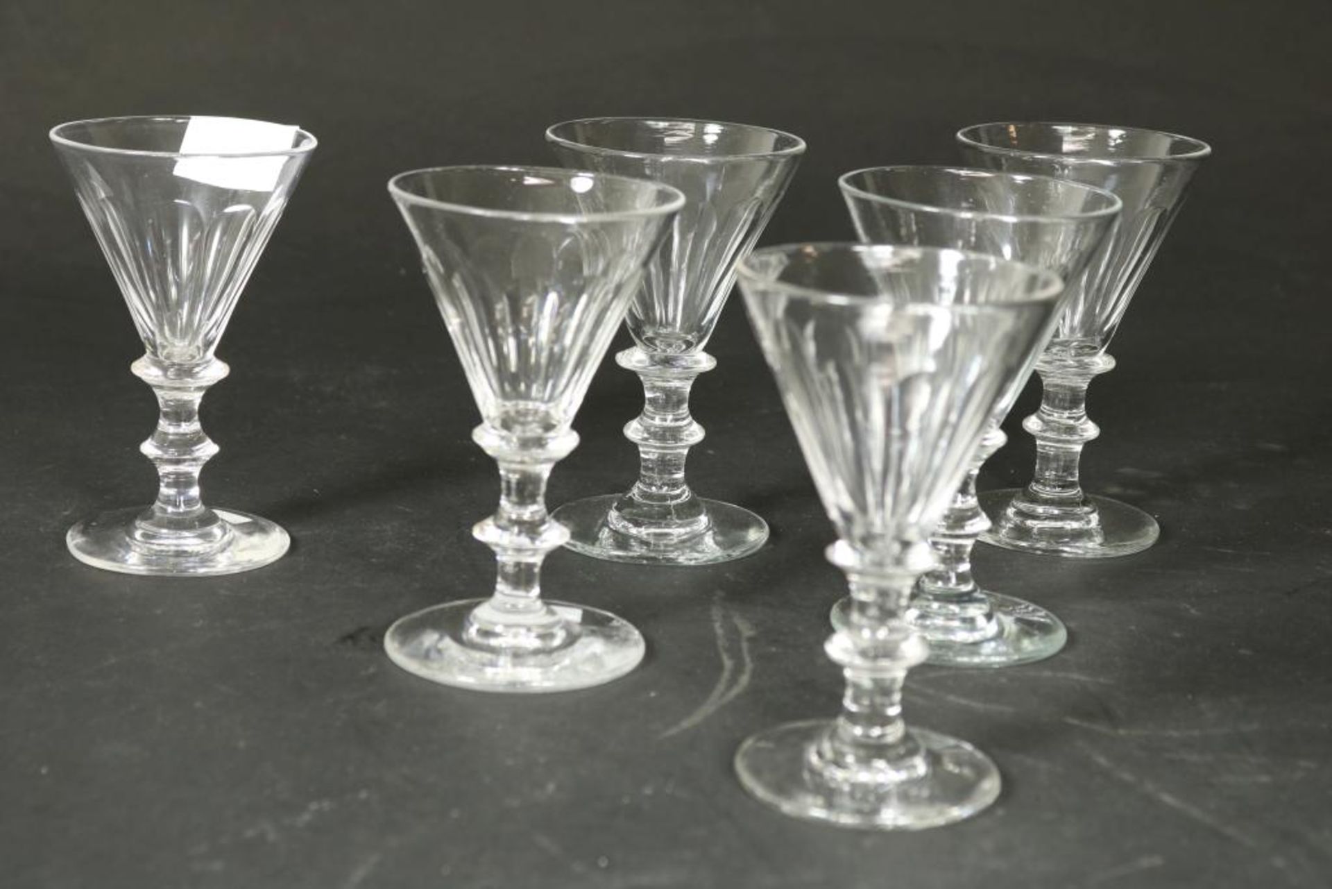Serie van 6 glazen met dubbele knoop