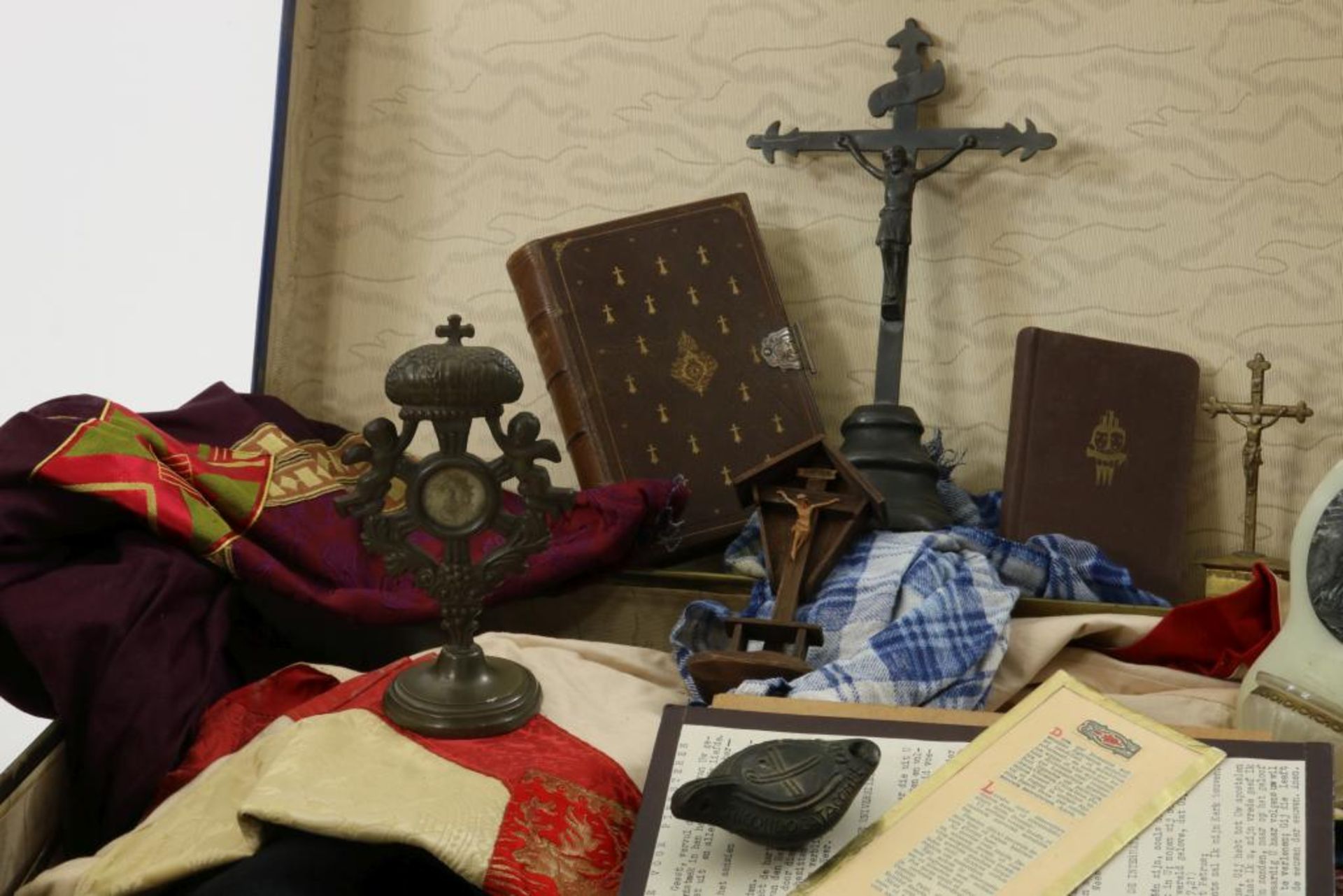 Koffer Katholieke objecten Schilpenoord - Bild 8 aus 8