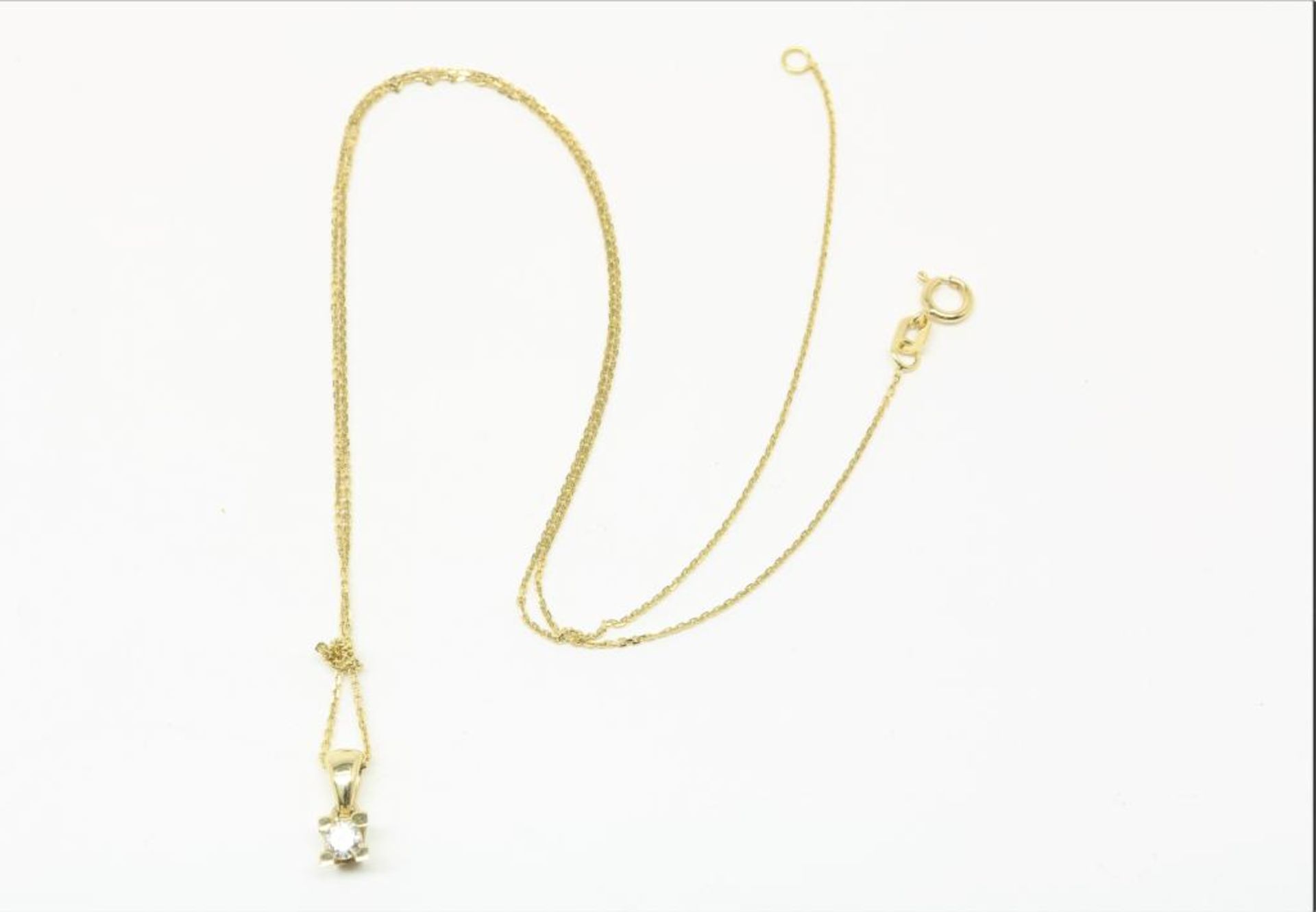 Geelgouden collier met hanger