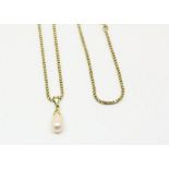 Geelgouden collier met parel