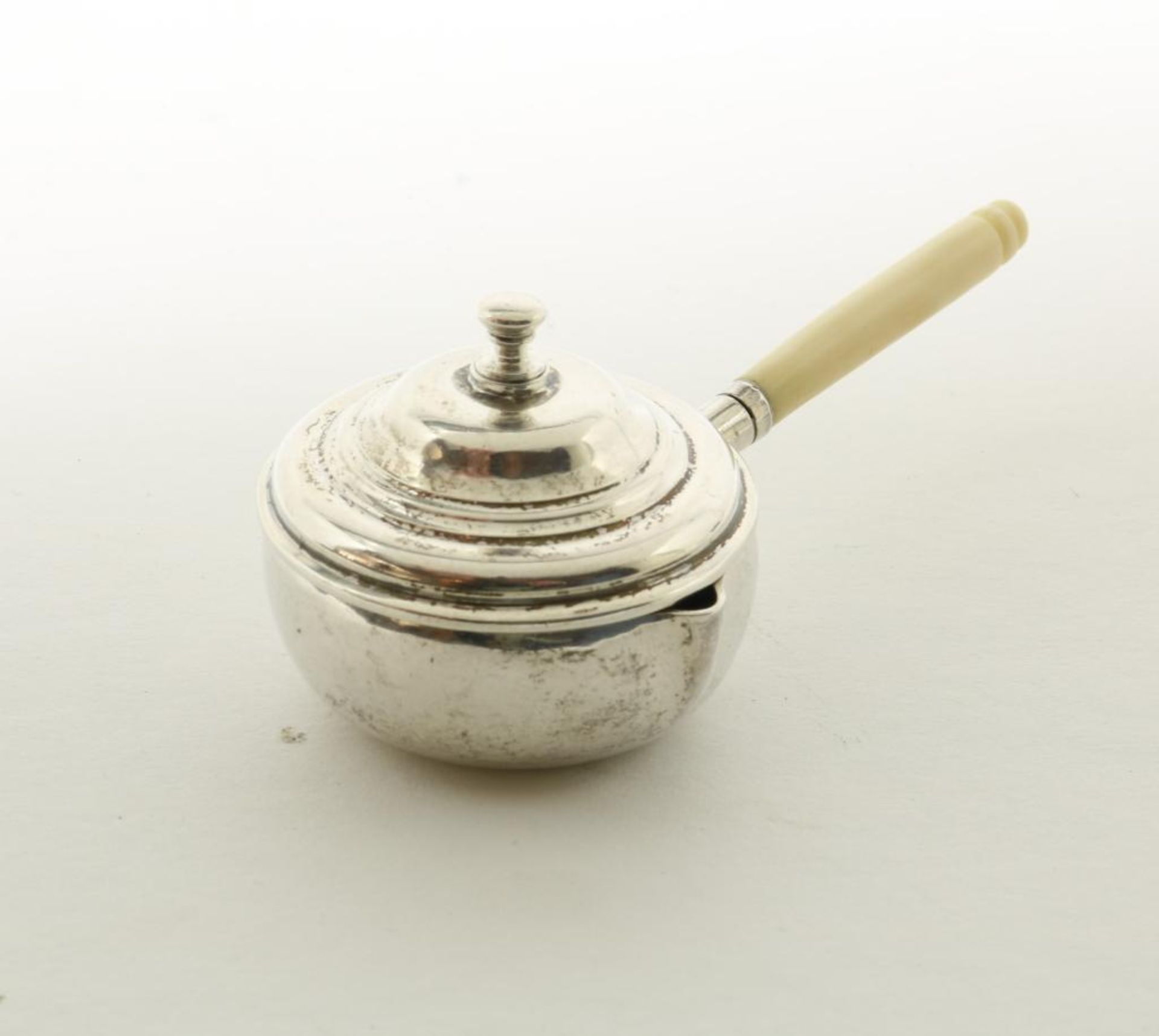 Zilveren miniatuur steelpan, W.v. Strant