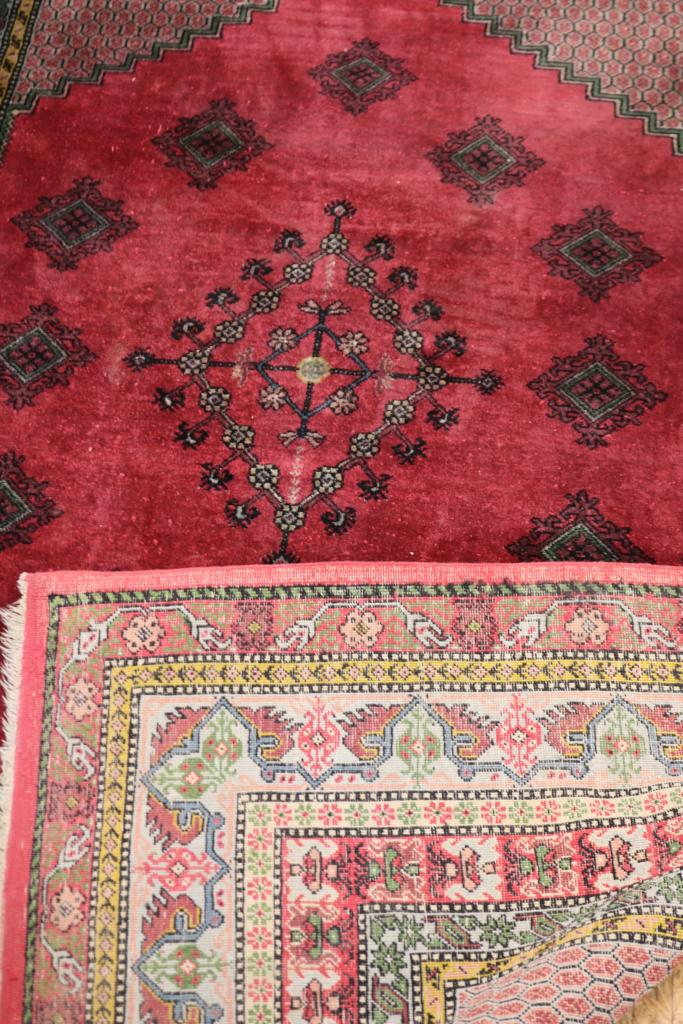 Een Tunesisch tapijt, zijde, 222 x 145 - Image 3 of 3