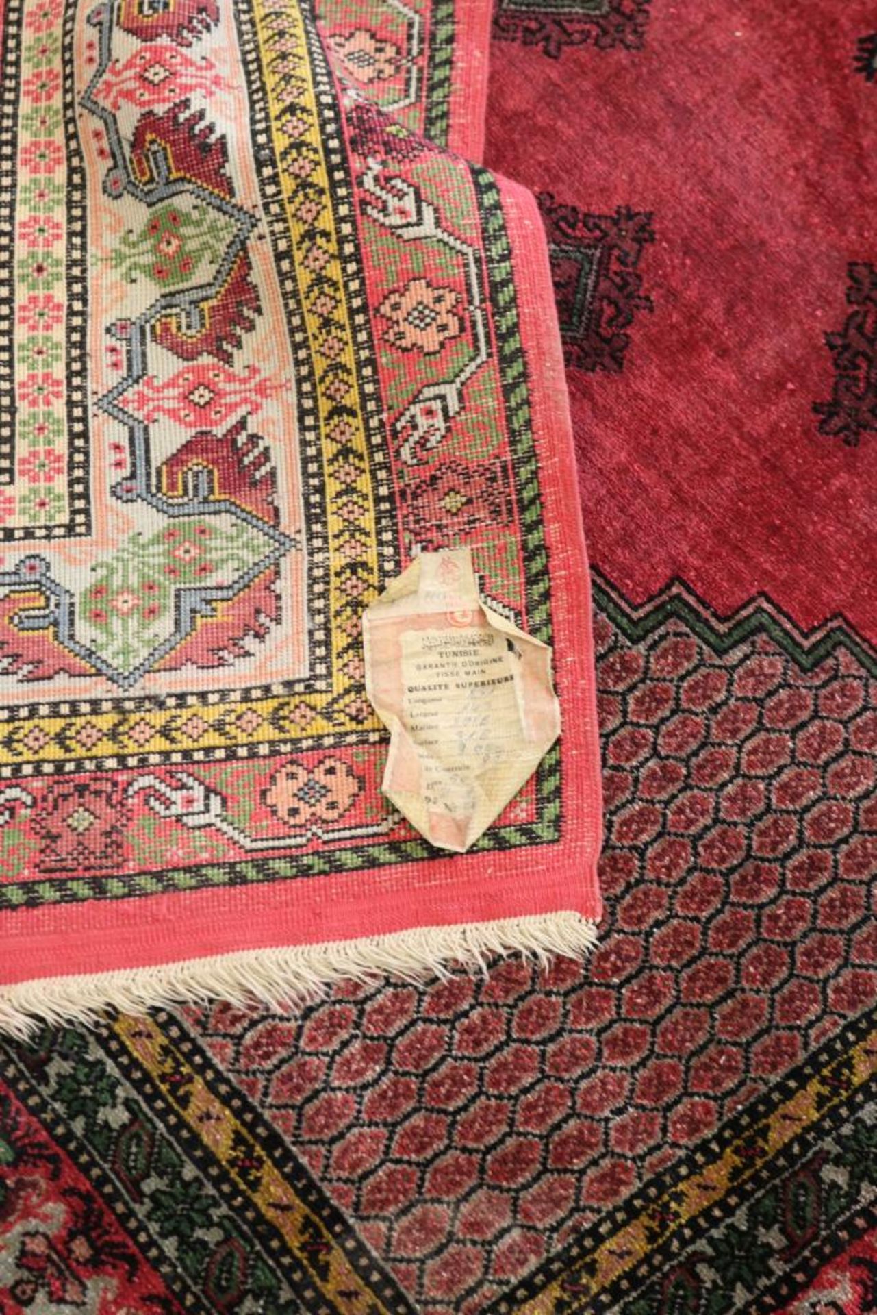 Een Tunesisch tapijt, zijde, 222 x 145 - Image 2 of 3