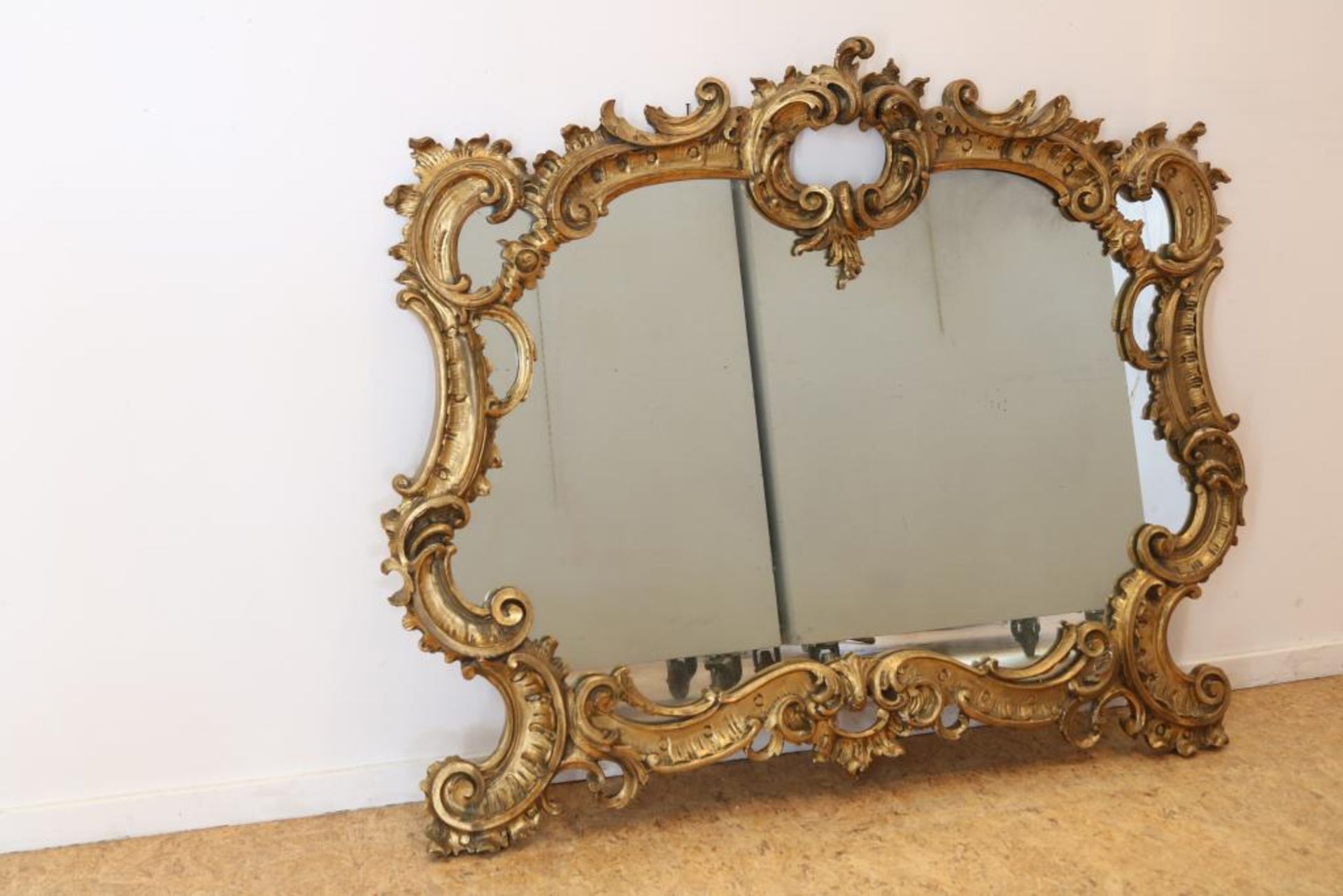 Spiegel in Louis XV-stijl lijst