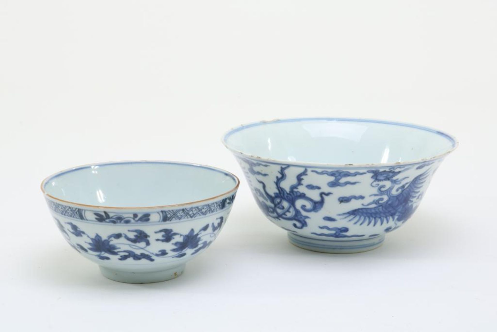 2 Chinese porseleinen kommen, 18e eeuw