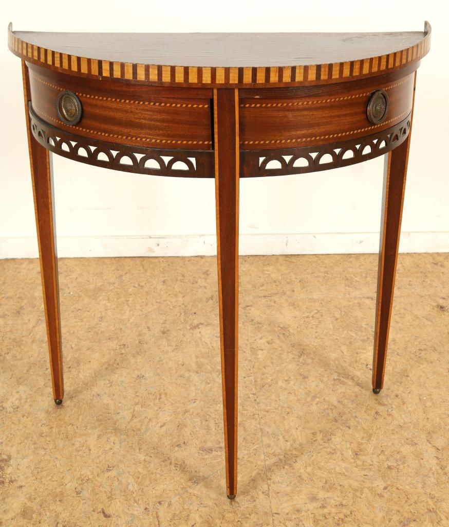 Mahonie Louis XVI-stijl halvemaan tafel