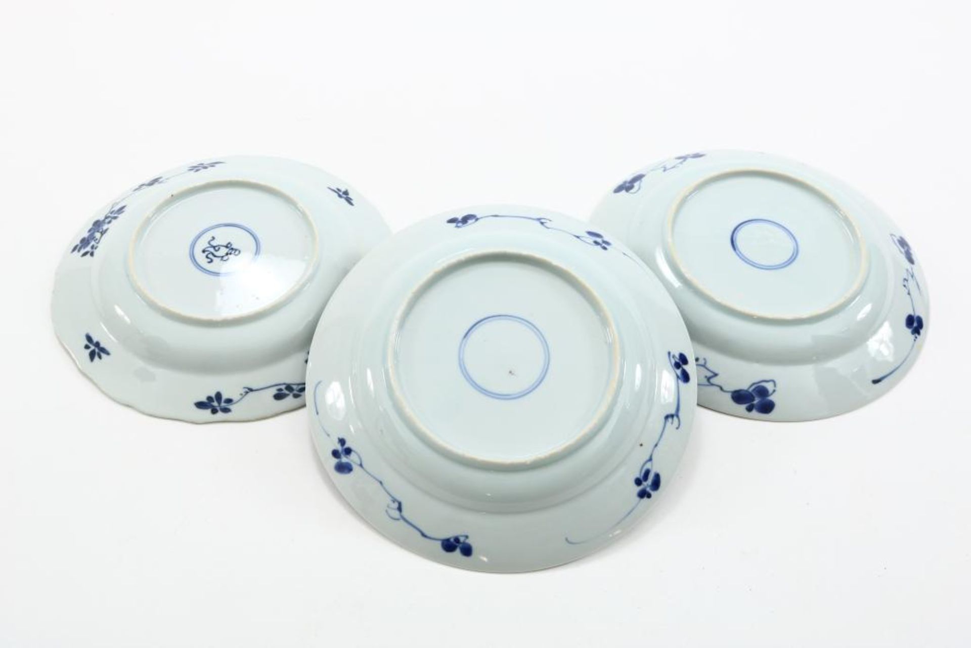 Serie van 3 porsleinen Kangxi borden - Bild 2 aus 2
