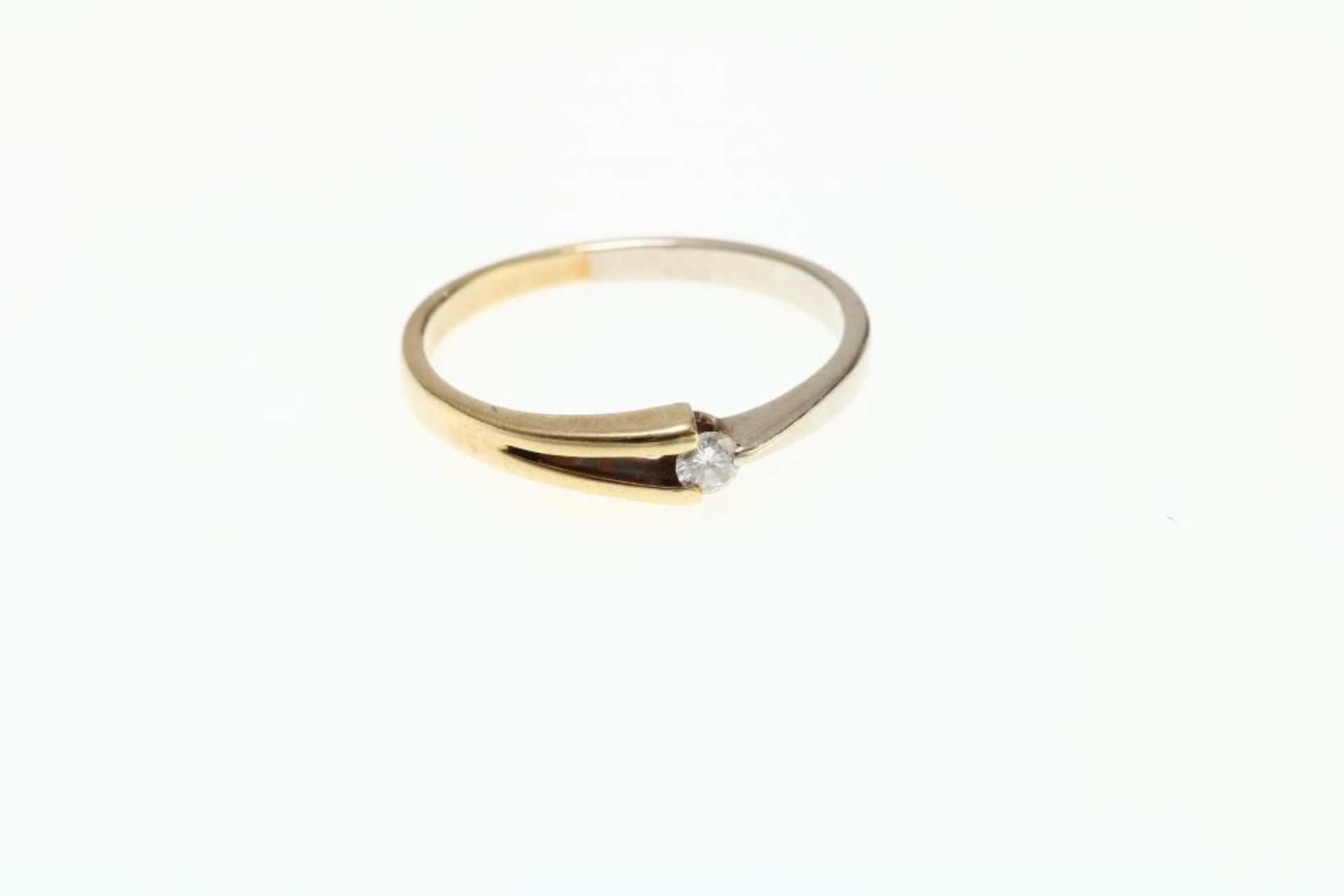 Bicolor gouden ring bezet met diamant