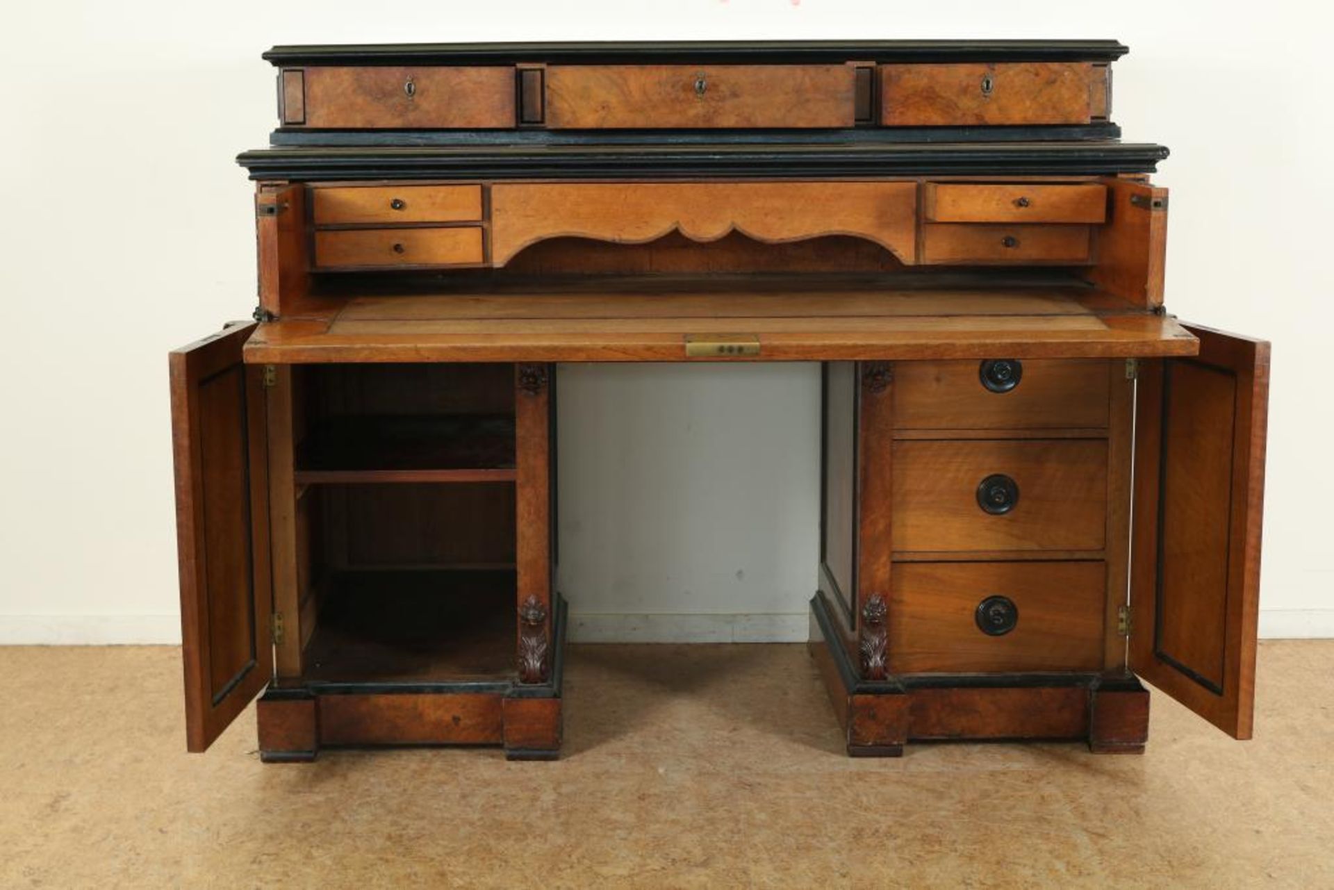 Wortelnoten Willem III bureau - Image 4 of 8