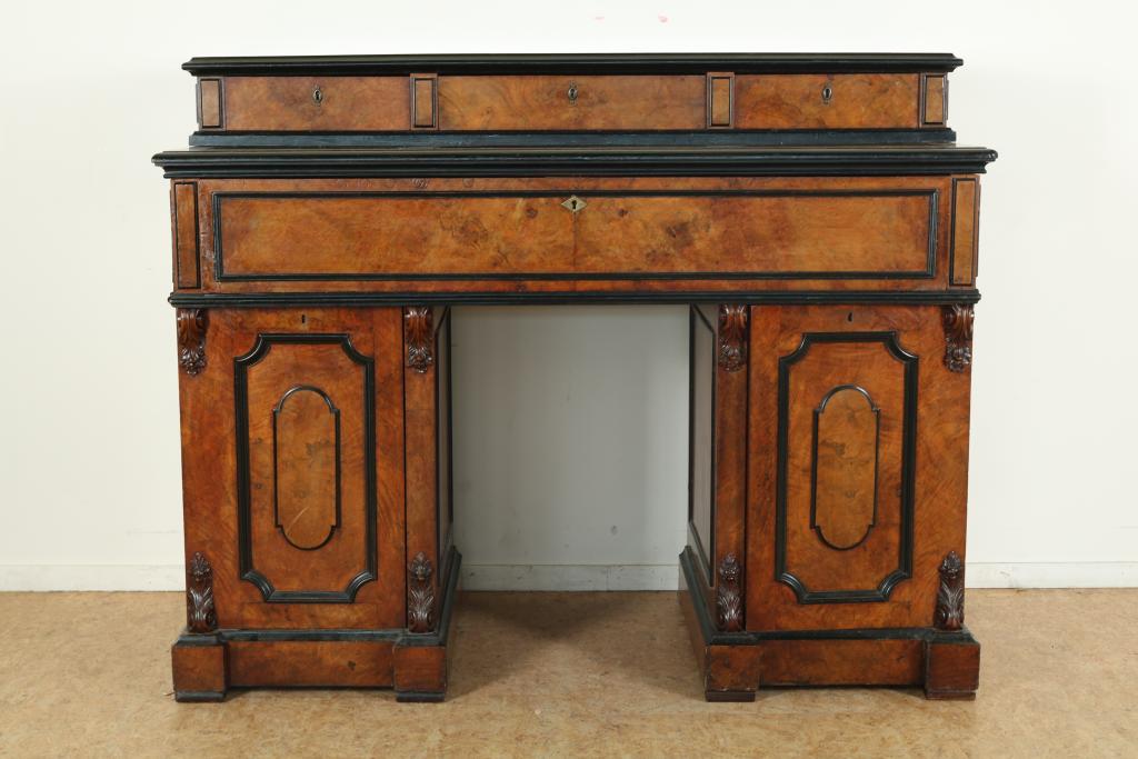 Wortelnoten Willem III bureau