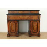 Wortelnoten Willem III bureau