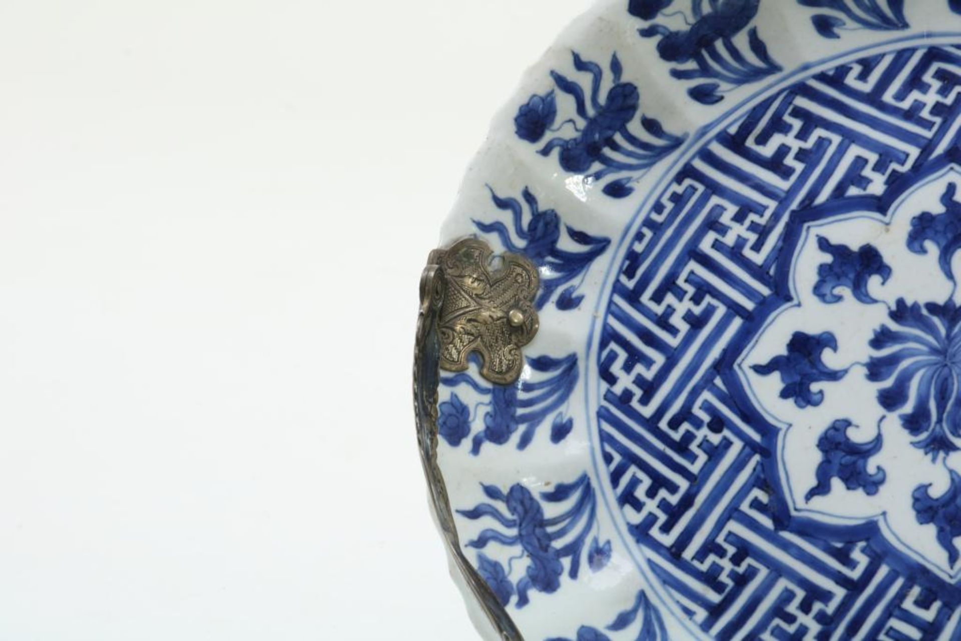 Lot van 2 Kangxi borden (zilver defect) - Image 9 of 9