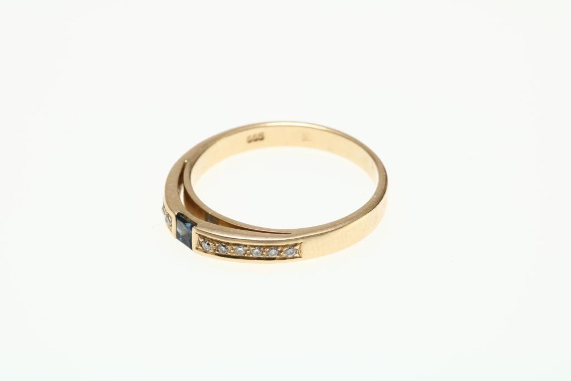 Gouden ring bezet met blauwe saffier - Image 2 of 3