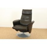 Zwartlederen relaxfauteuil