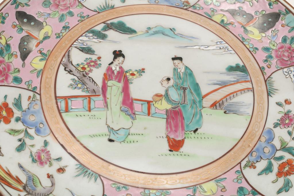Japanse schotel famille rose met figuren - Image 2 of 4