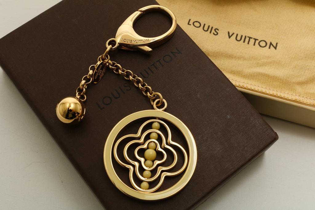 LV Whirly Flower Bag Charm - Image 3 of 3