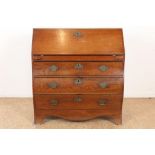 Eiken secretaire, 3 orgelgebogen laden