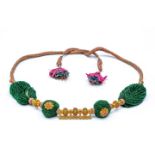 India, Jaipur Rajasthan, 19e / 20e eeuw, collier met 22 kt. gouden ornamenten, Maduli,