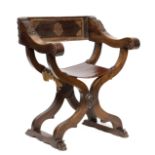Notenhouten opvouwbare stoel, 18e/19e eeuw,