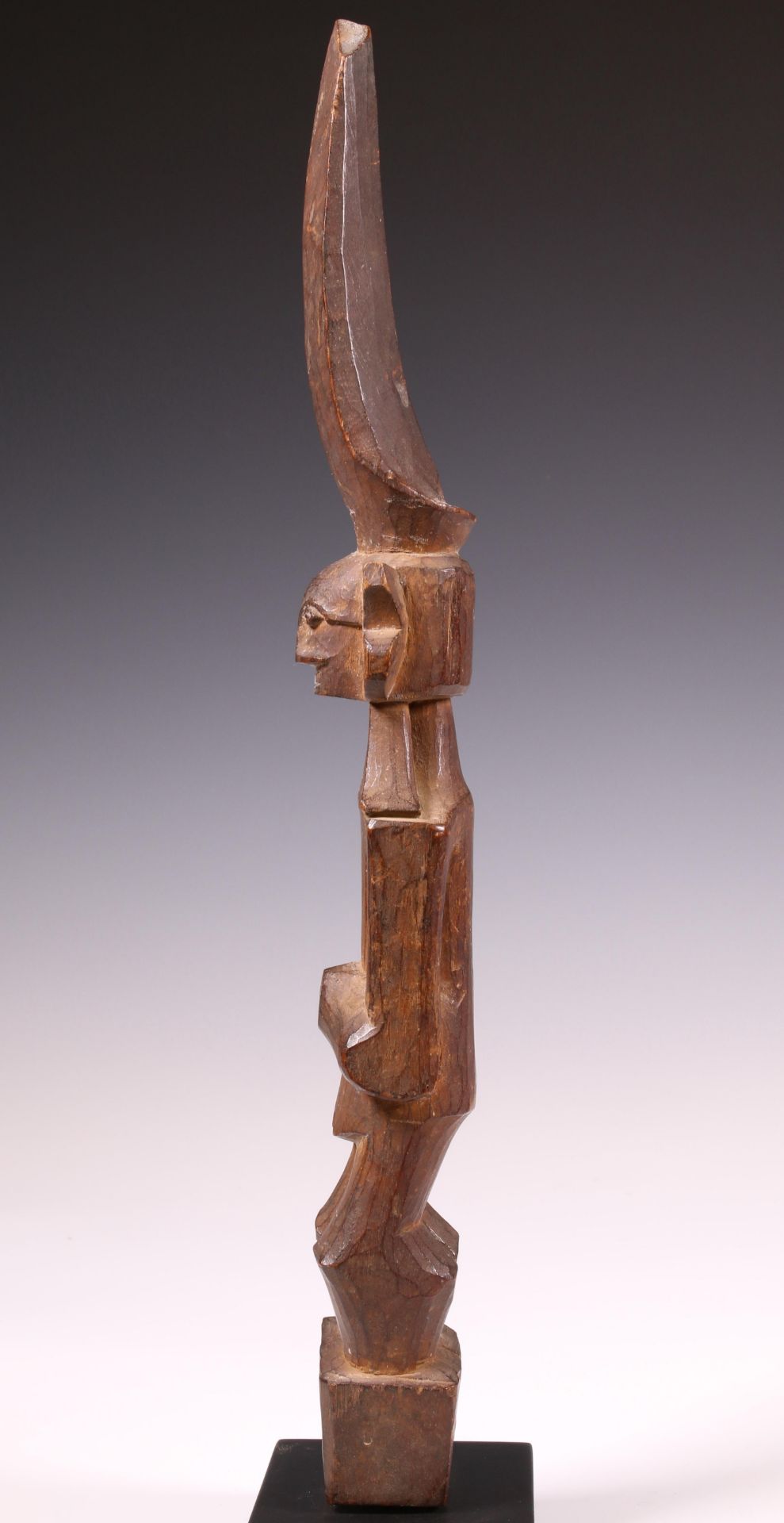 Central Nias, standing female ancestor figure, adu zatua, - Bild 6 aus 7