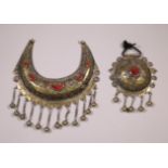 Turkmenistan, two modern necklaces and a pair of hand jewelry;