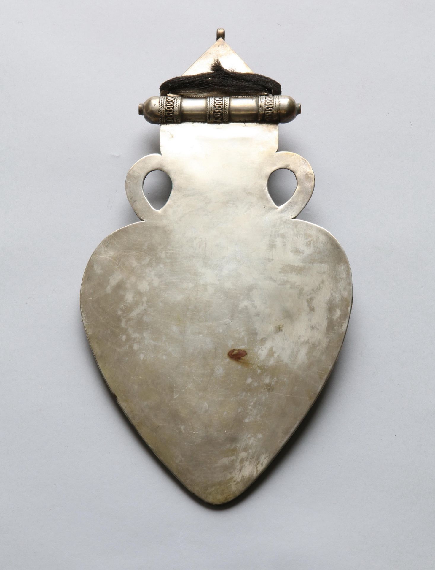 Turkmenistan, Ersari, a hart shaped back ornament, asik, - Bild 2 aus 2