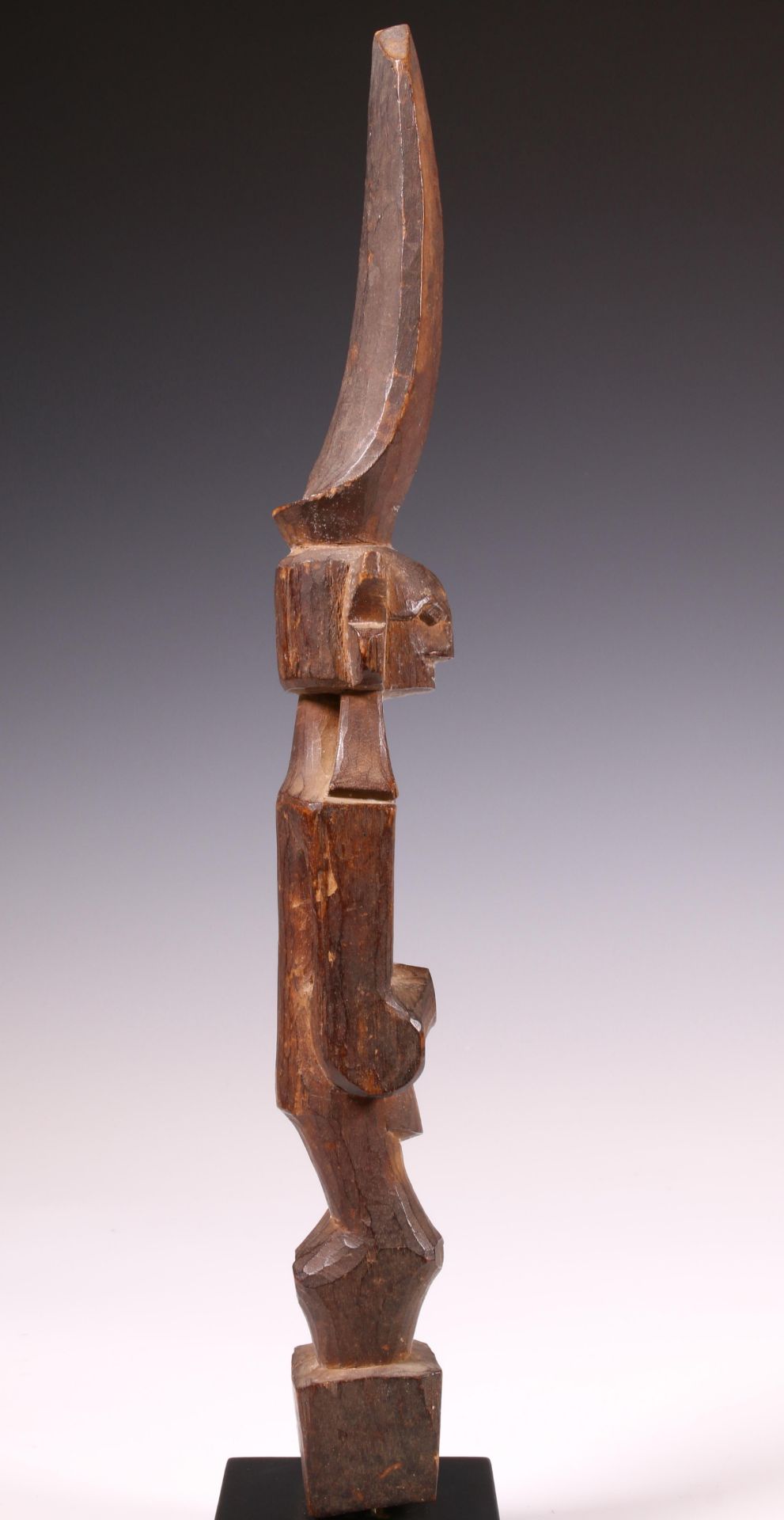 Central Nias, standing female ancestor figure, adu zatua, - Bild 2 aus 7