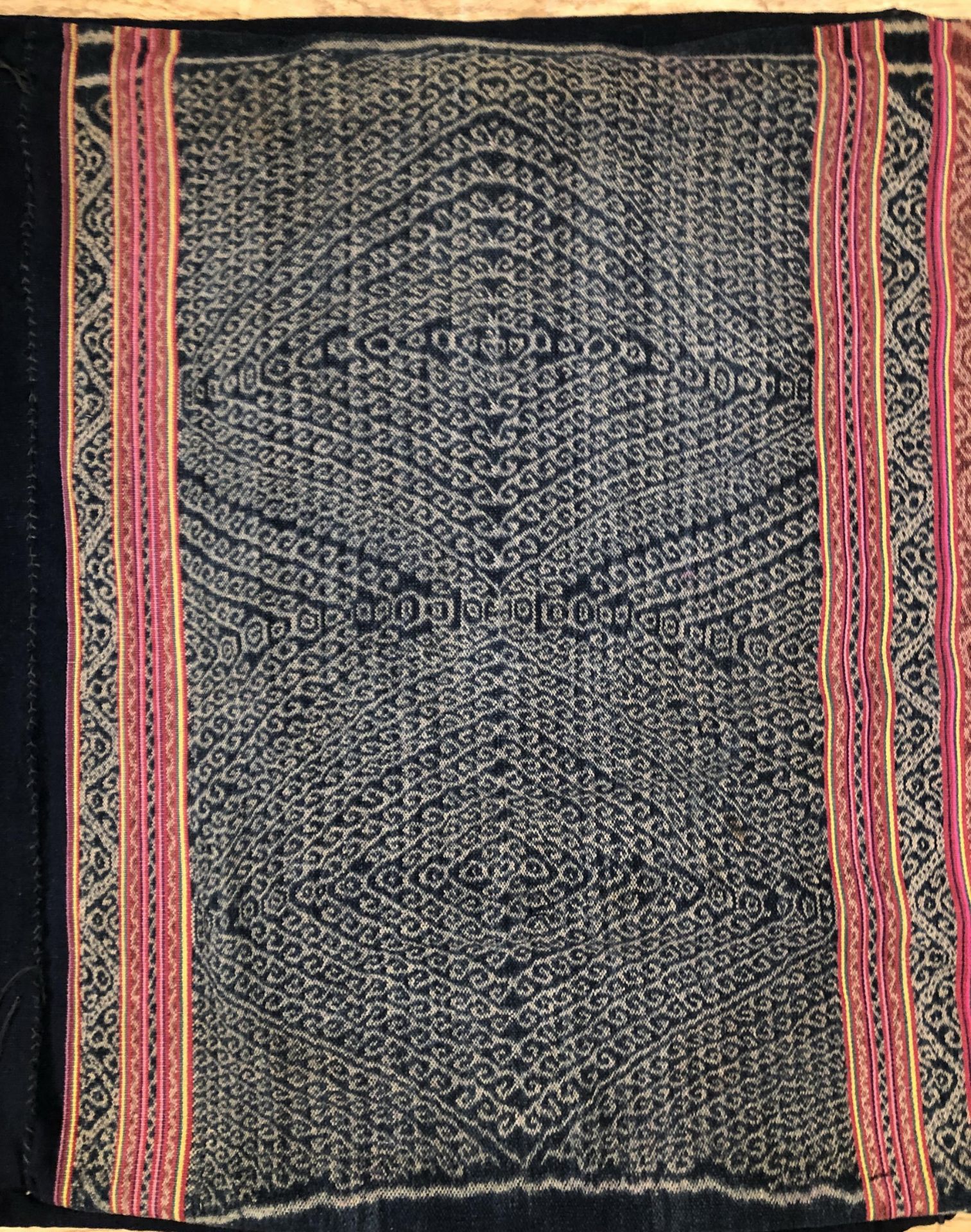 Timor, Beboki, Lurasik, woman's sarong, tain na' taiba, both ends with buna warp wrapping. - Bild 2 aus 7