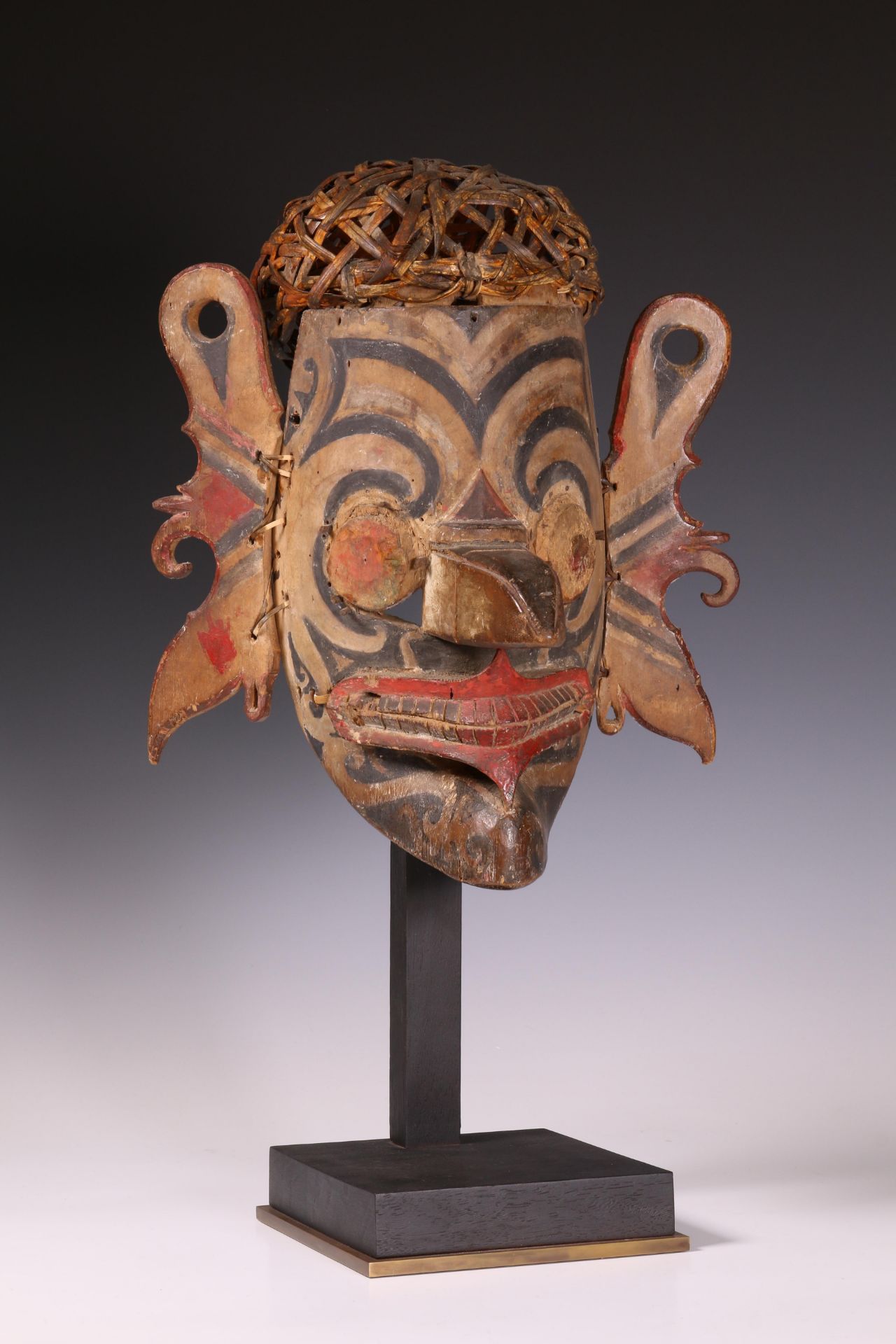 Borneo, East Kalimantan, Kenyah Kayan complex, Dayak, face mask, hudoq.