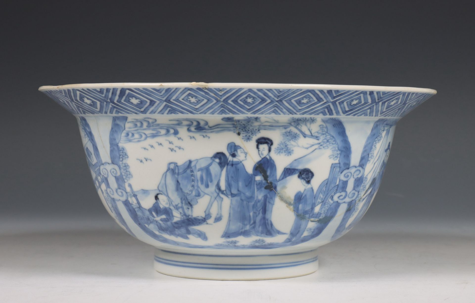 China, blauw-wit porseleinen kom, Kangxi periode (1662-1722),