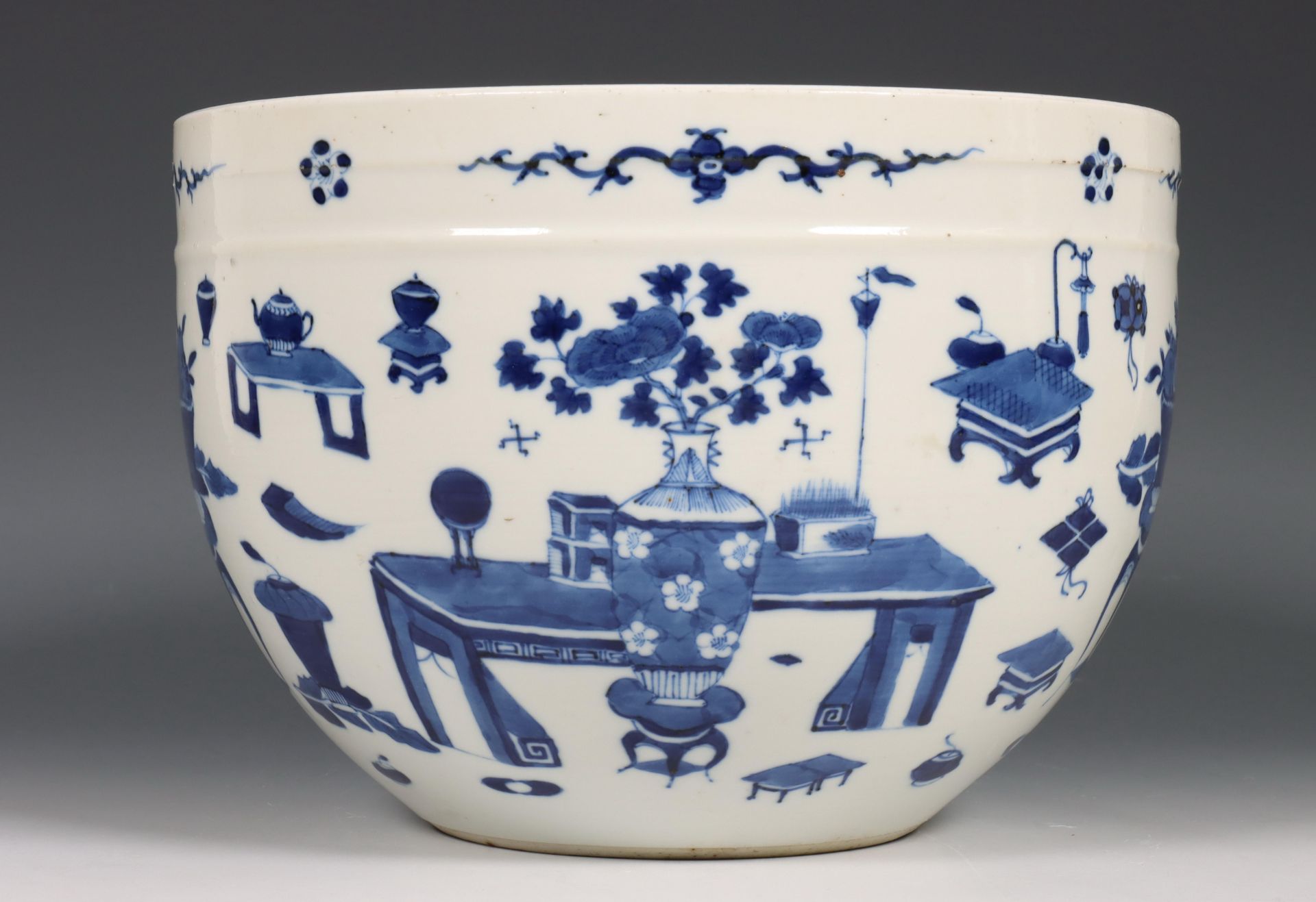 China, blauw-wit porseleinen wierookbrander, Kangxi periode (1662-1722),