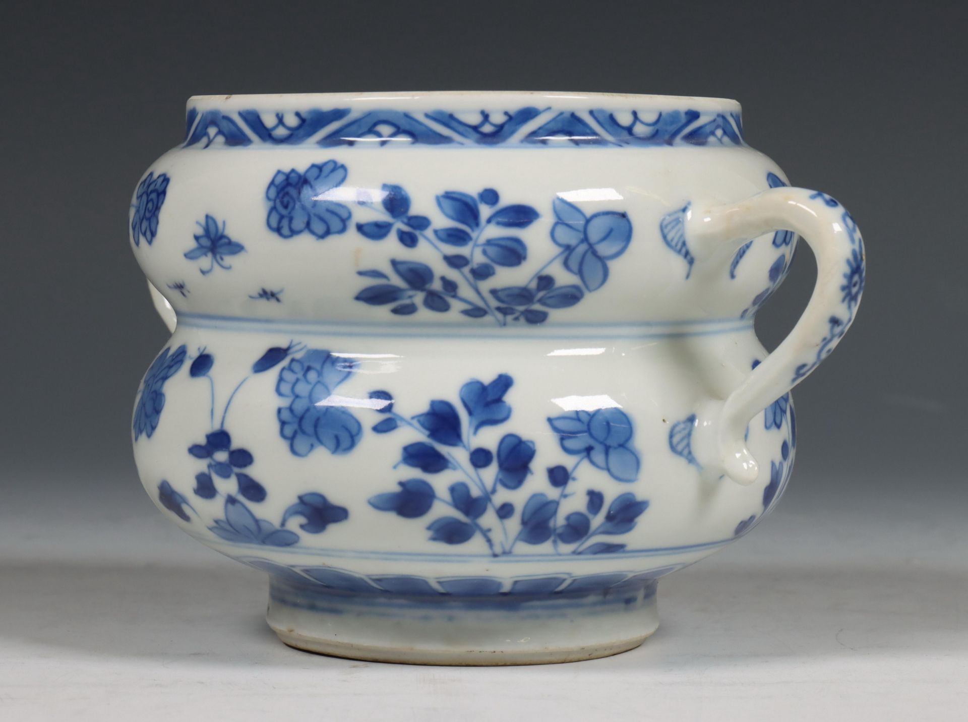 China, blauw-wit porseleinen écuelle, Kangxi periode (1662-1722), - Bild 9 aus 9