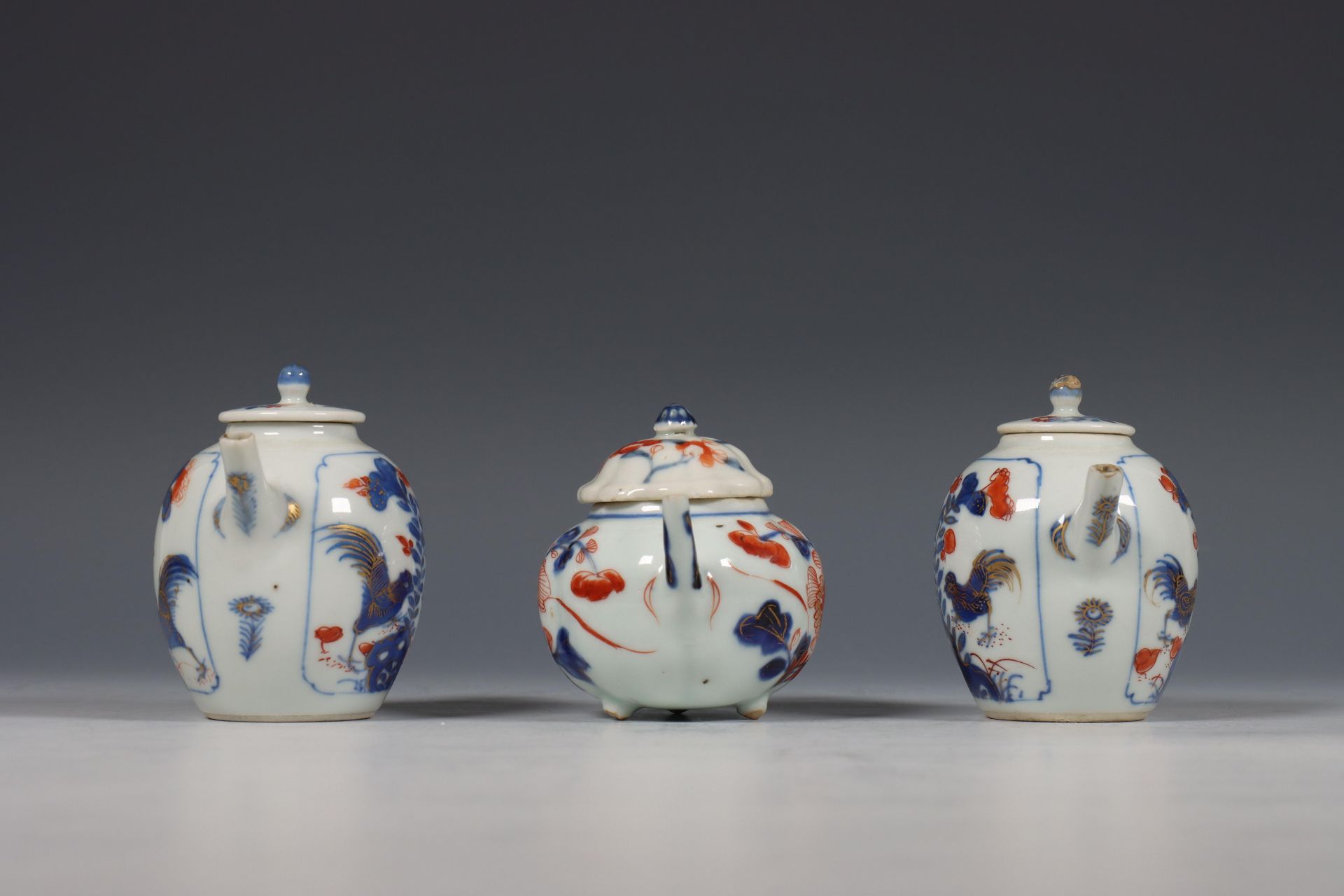 China, drie kleine Imari porseleinen theepotjes, 18e eeuw, - Bild 5 aus 6