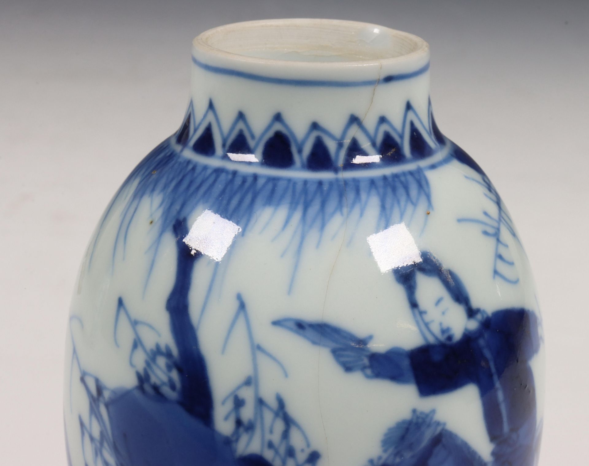 China, twee blauw-wit porseleinen theebusjes, Kangxi periode (1662-1722) en later, - Bild 8 aus 13