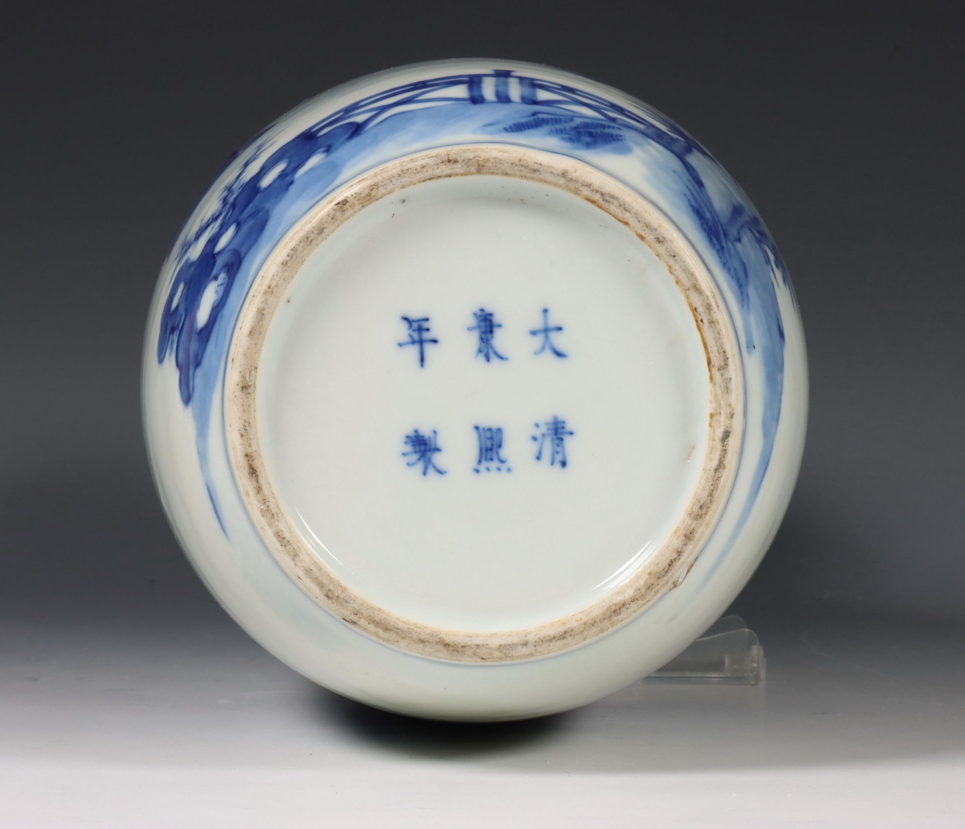 China, blauw-wit porseleinen rolvaas, 19e/20e eeuw, - Bild 5 aus 5