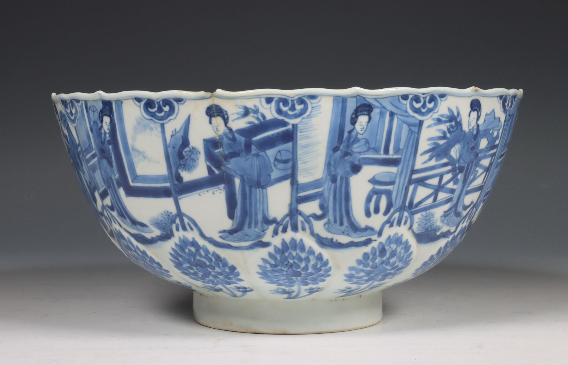 China, blauw-wit porseleinen kom, Kangxi periode (1662-1722),