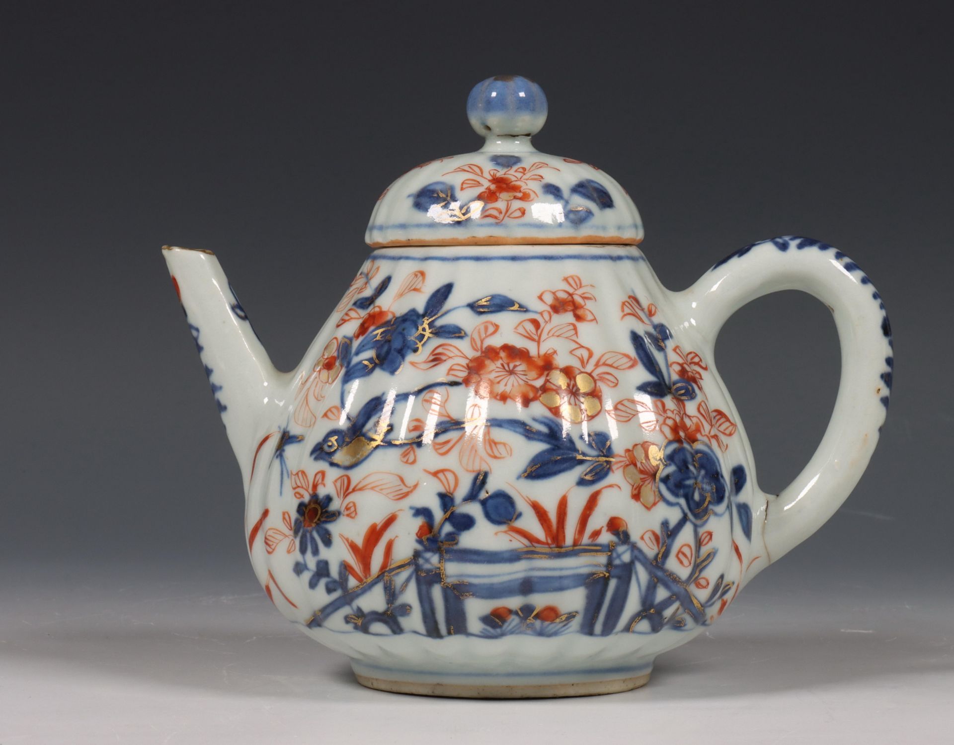 China, Imari porseleinen theepot, Kangxi periode (1662-1722),