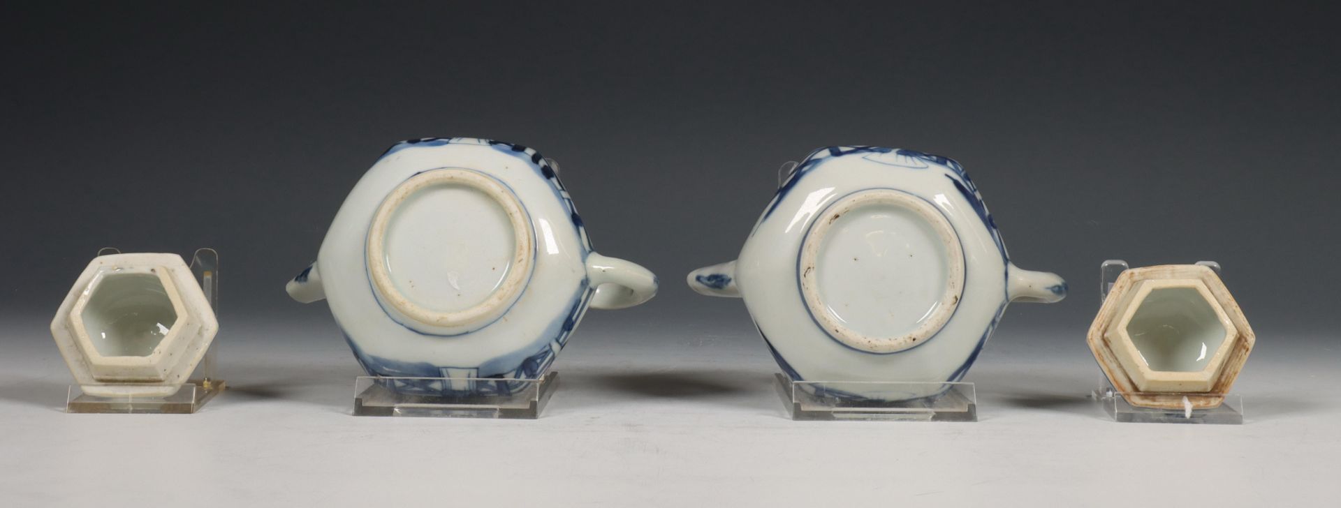 China, paar blauw-wit porseleinen zeskantige theepotjes, Kangxi periode (1662-1722), - Bild 9 aus 10