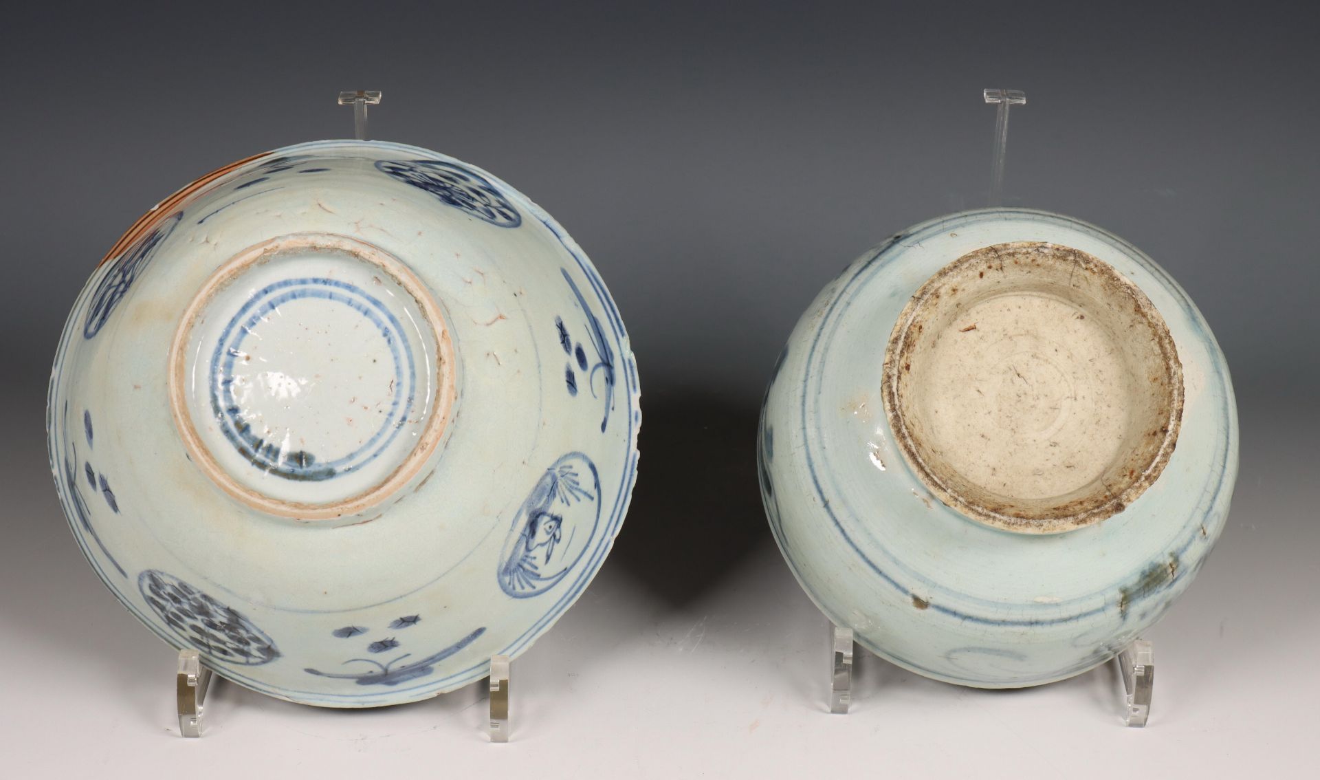 China, collectie blauw-wit porselein, mogelijk Ming-dynastie en later, - Bild 4 aus 4