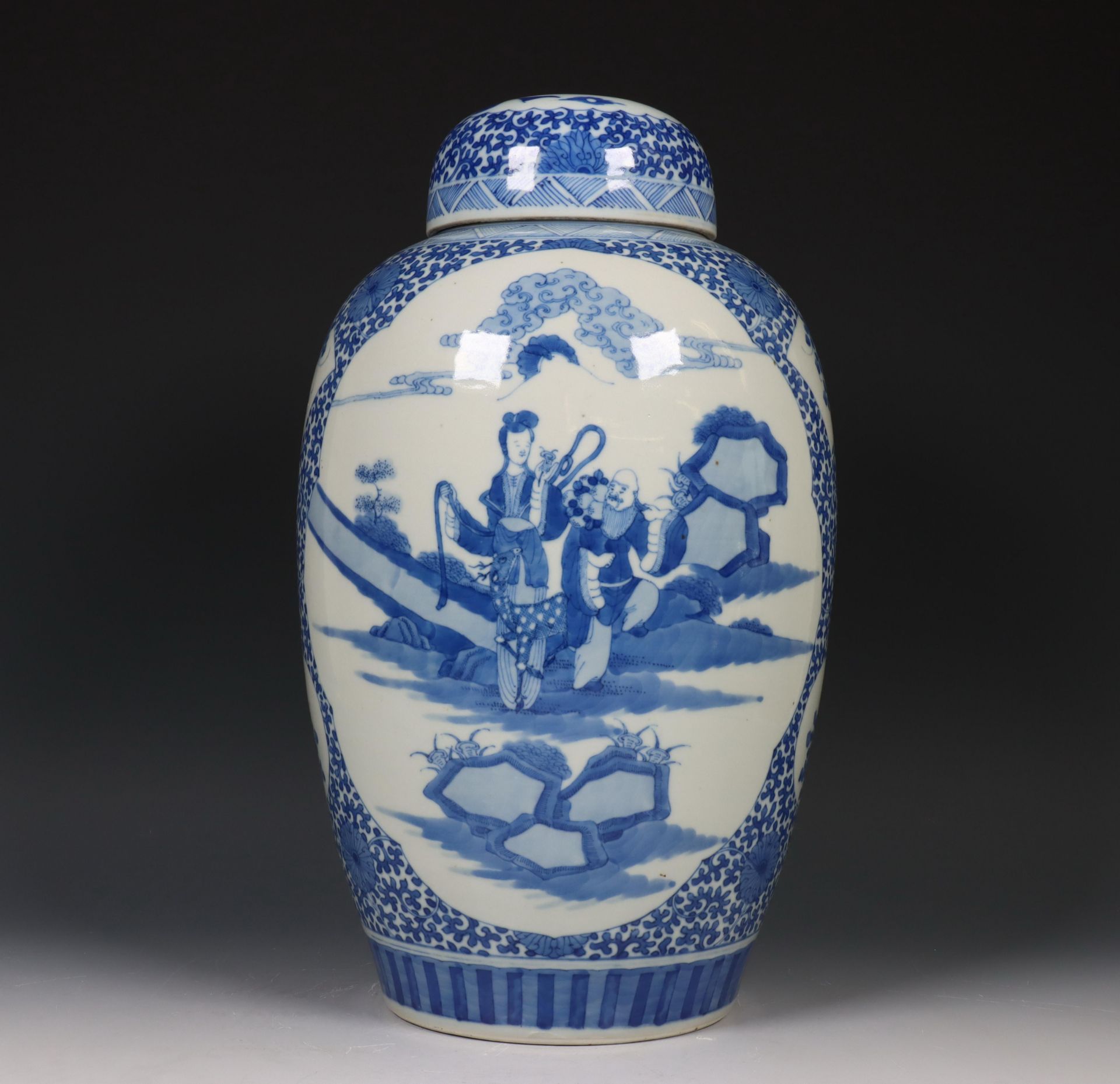 China, blauw-wit porseleinen dekselvaas, late Qing-dynastie (1644-1912), - Bild 10 aus 14