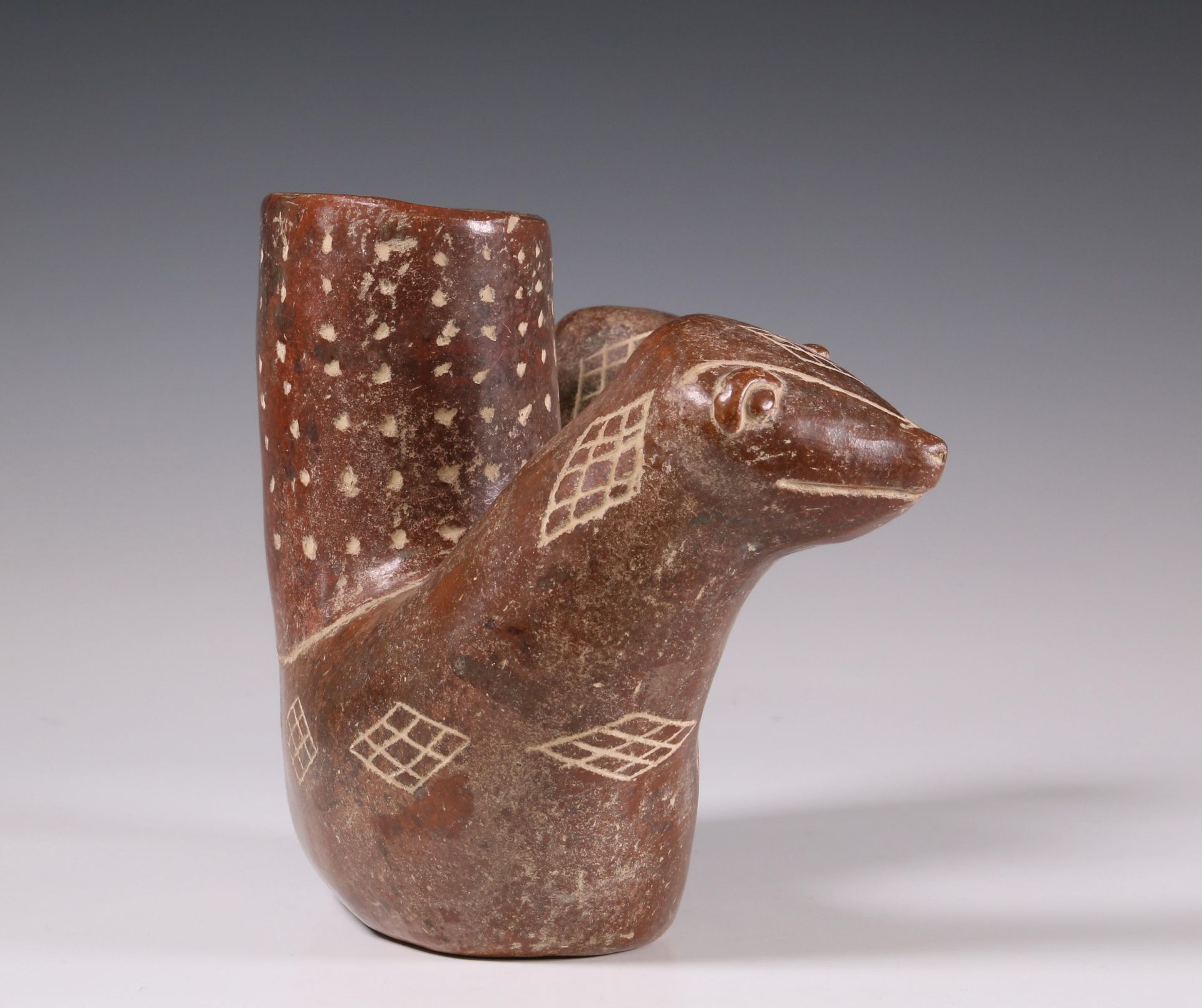 Colima, terracotta pot on three legs and a pot with a handle, possibly Aztek. - Image 4 of 13