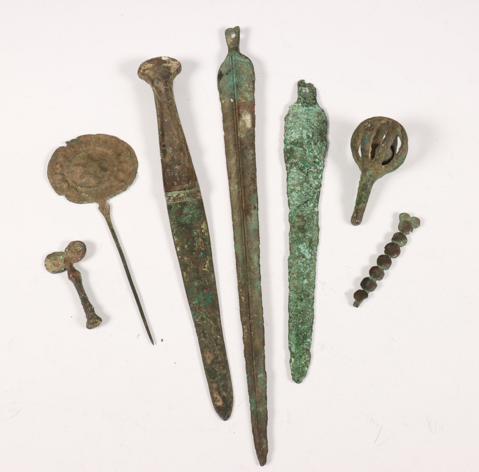 Luristan, collection of two bronze blades, a knife and five various antique bronze objects, Luristan - Image 2 of 2